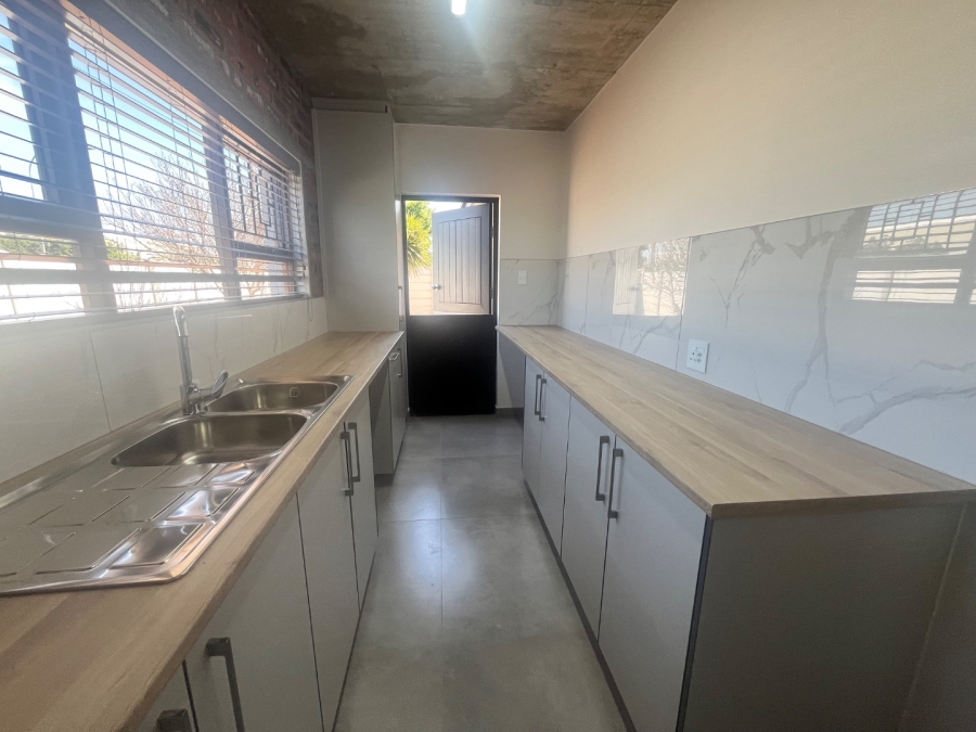 To Let 4 Bedroom Property for Rent in Dormehls Drift Western Cape